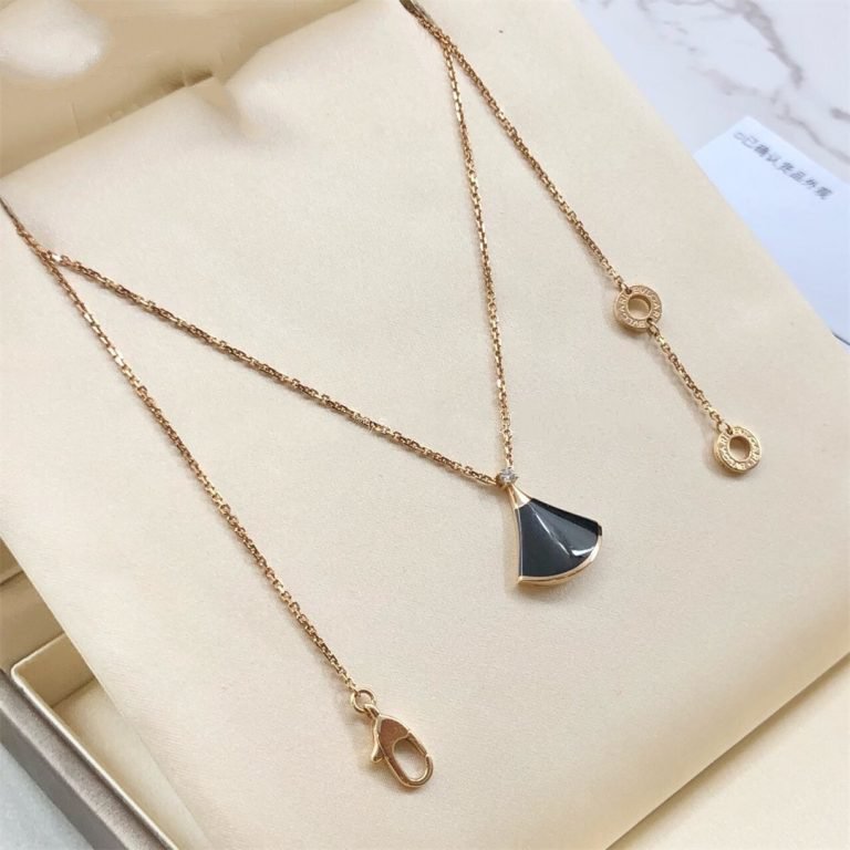 [✨ROSE💎]DREAM NECKLACE ONYX 1 DIAMOND