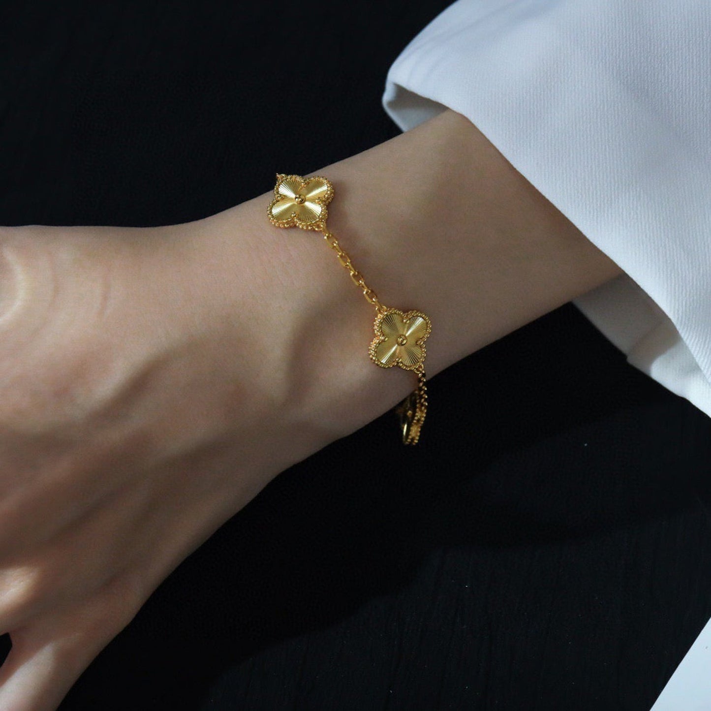 [✨ROSE💎] CLOVER 5 MOTIF LASER BRACELET COLLECTION