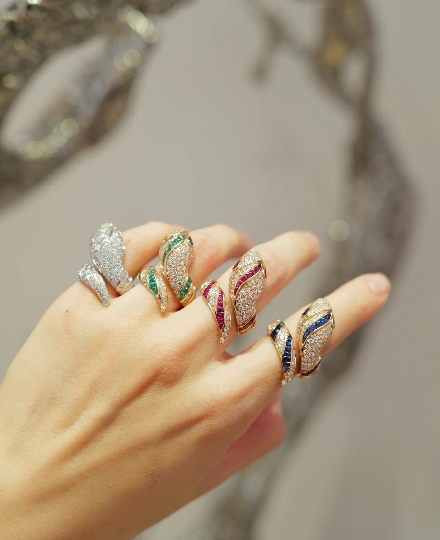 [✨ROSE💎]BRAND NEW LUXURY SILVER SNAKE RING