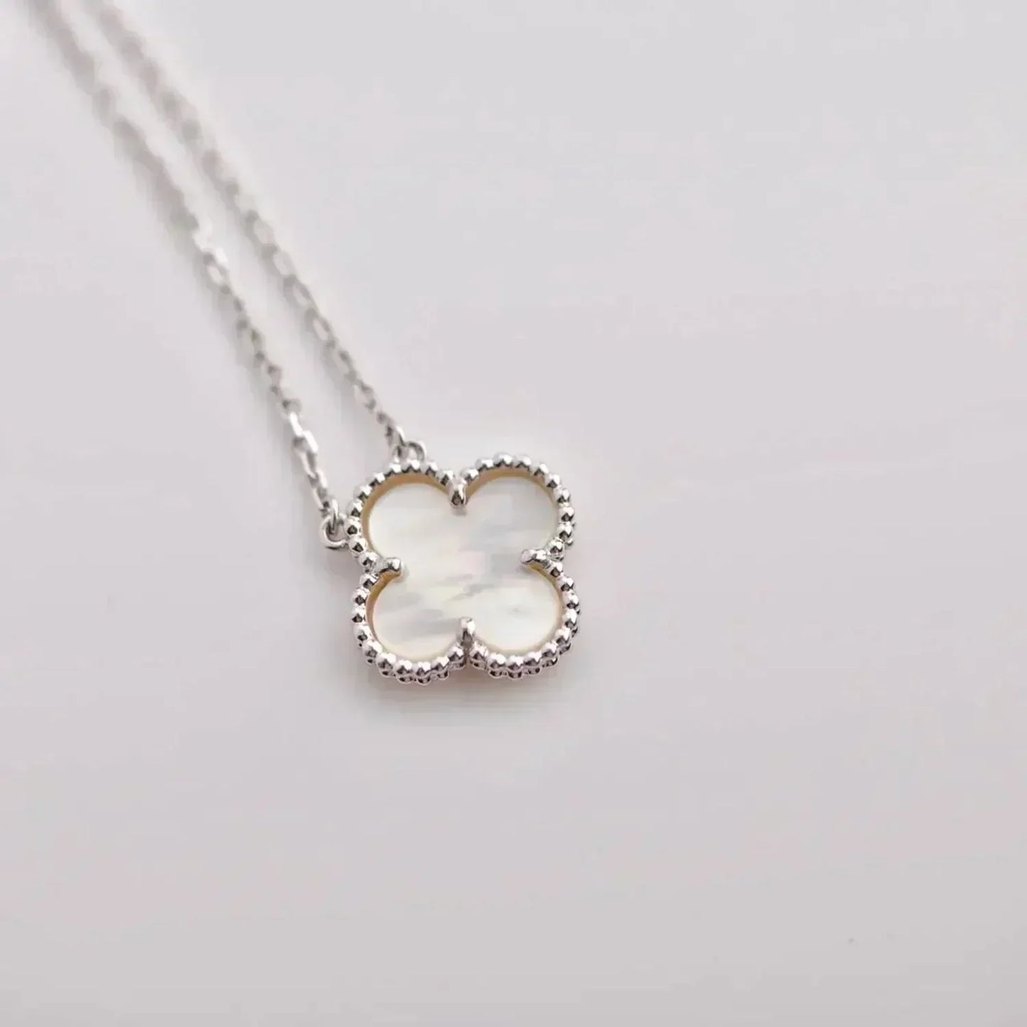 [✨ROSE💎]CLOVER  15MM WHITE MOTHER-OF-PEARL SILVER