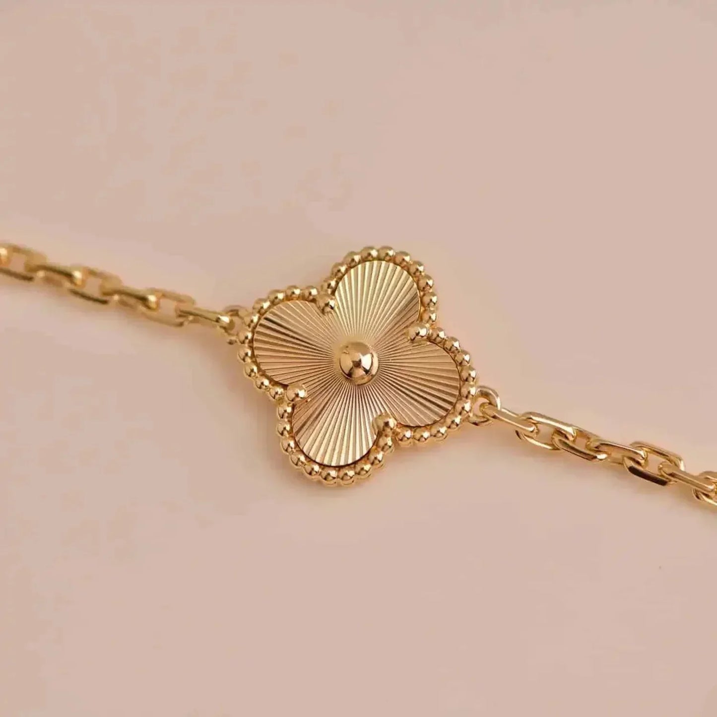 [✨ROSE💎] CLOVER 5 MOTIF LASER BRACELET COLLECTION