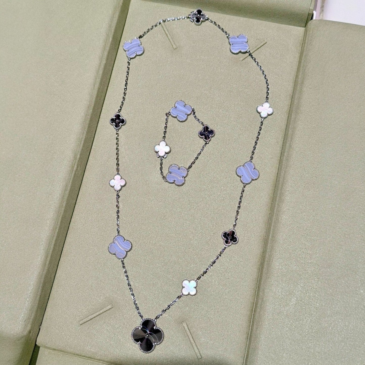 [✨ROSE💎]DETACHABLE CLOVER 15(11+4) FLOWER SILVER NECKLACE SET
