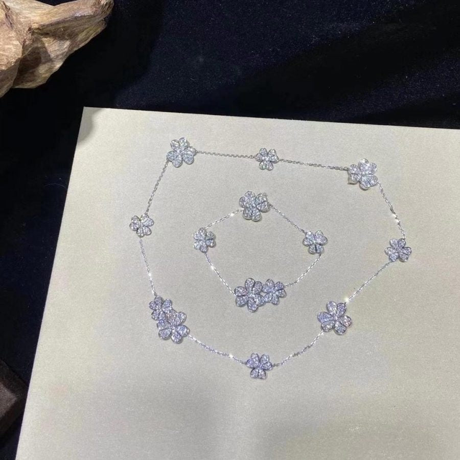 [✨ROSE💎]FRIVOLE SILVER 5 FLOWERS BRACELET
