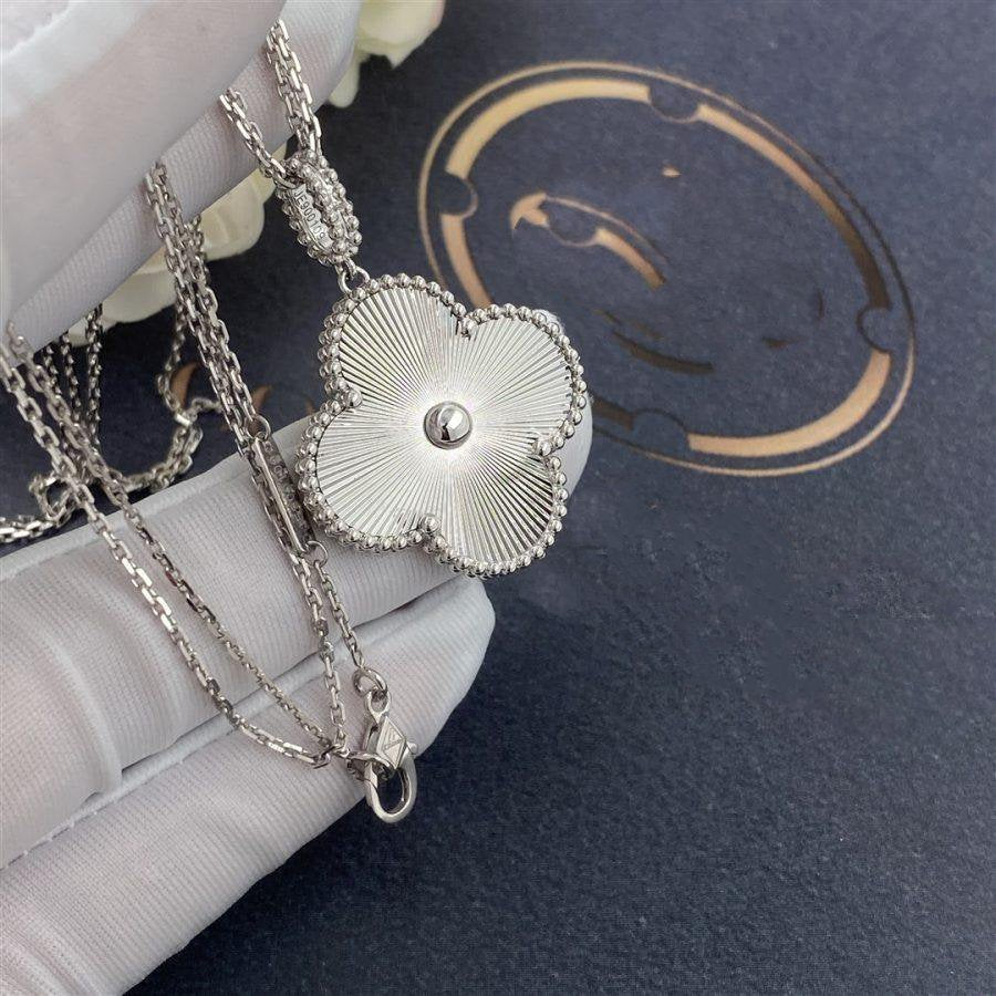 [✨ROSE💎]CLOVER 25MM SILVER BIG CLOVER NECKLACE
