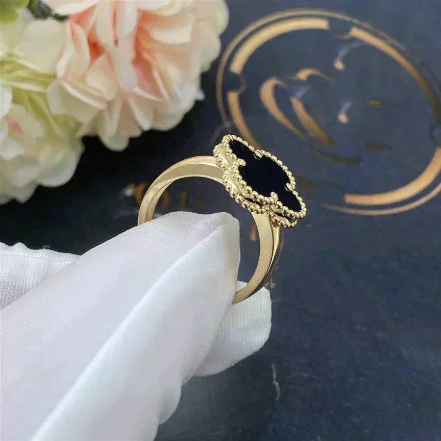 [✨ROSE💎]CLOVER ONYX RING
