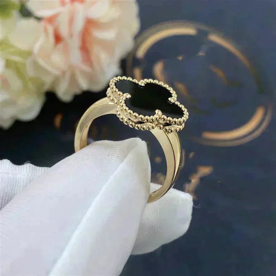 [✨ROSE💎]CLOVER ONYX RING