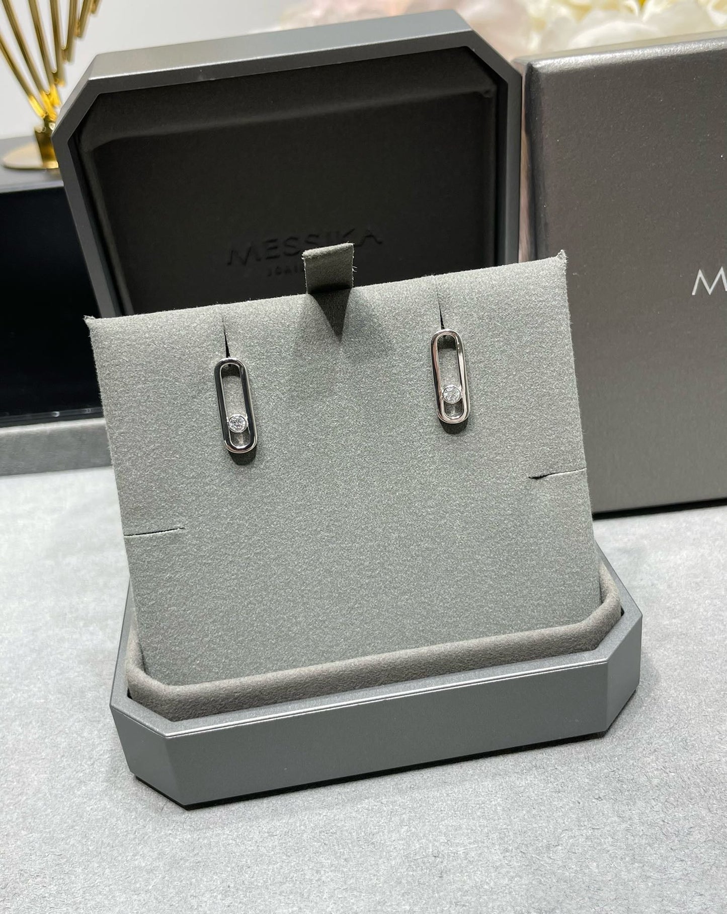 [✨ROSE💎]MOVE UNO SMALL 1 DIAMOND EARRINGS