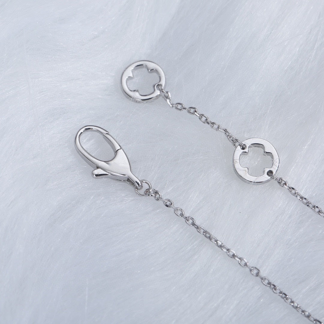 [✨ROSE💎]FIOREVER NECKLACE DIAMOND CENTER