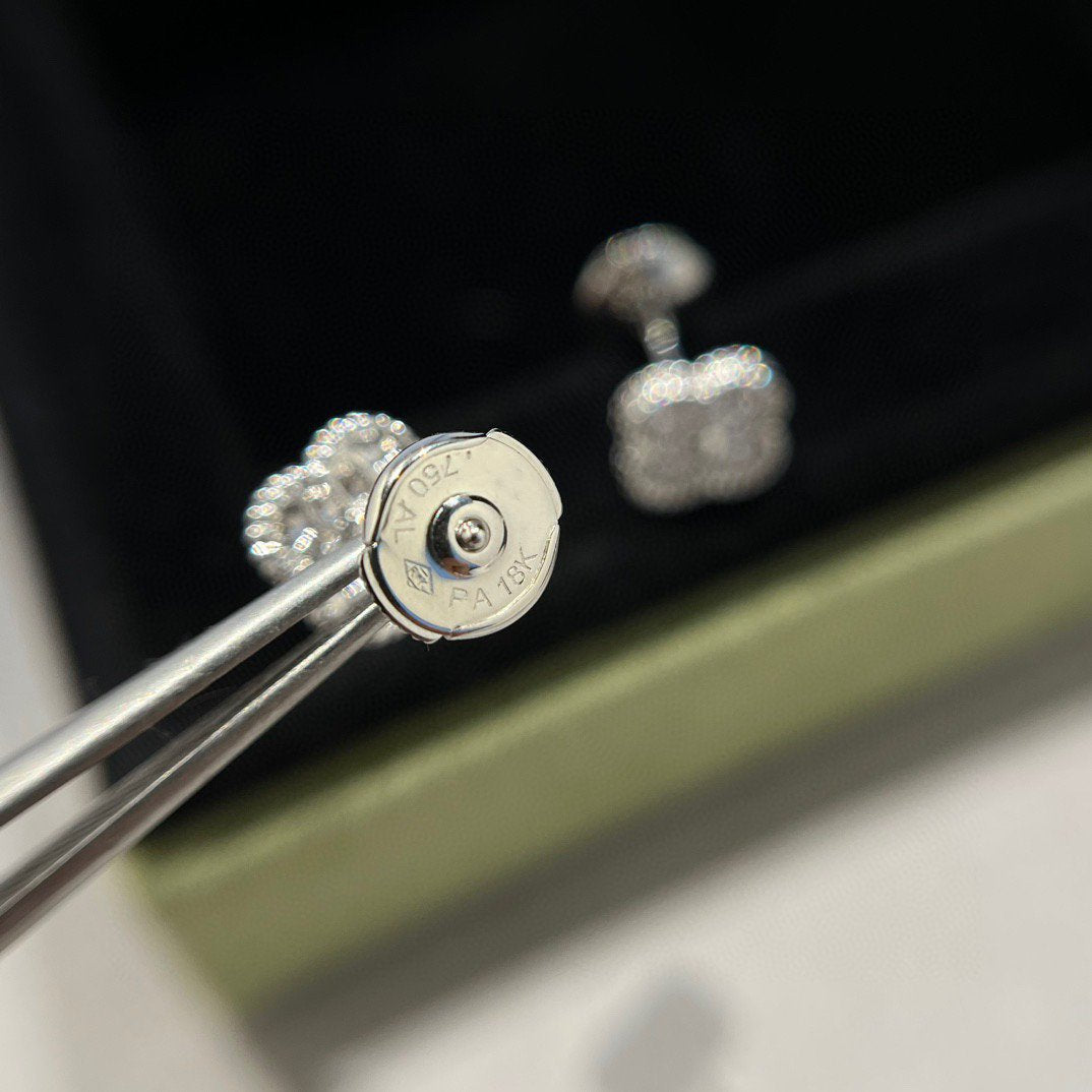 [✨ROSE💎]CLOVER MINI DIAMOND STUD EARRINGS