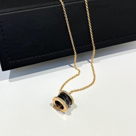 [✨ROSE💎]ZERO 1 BLACK CERAMIC DIAMOND PINK GOLD NECKLACE