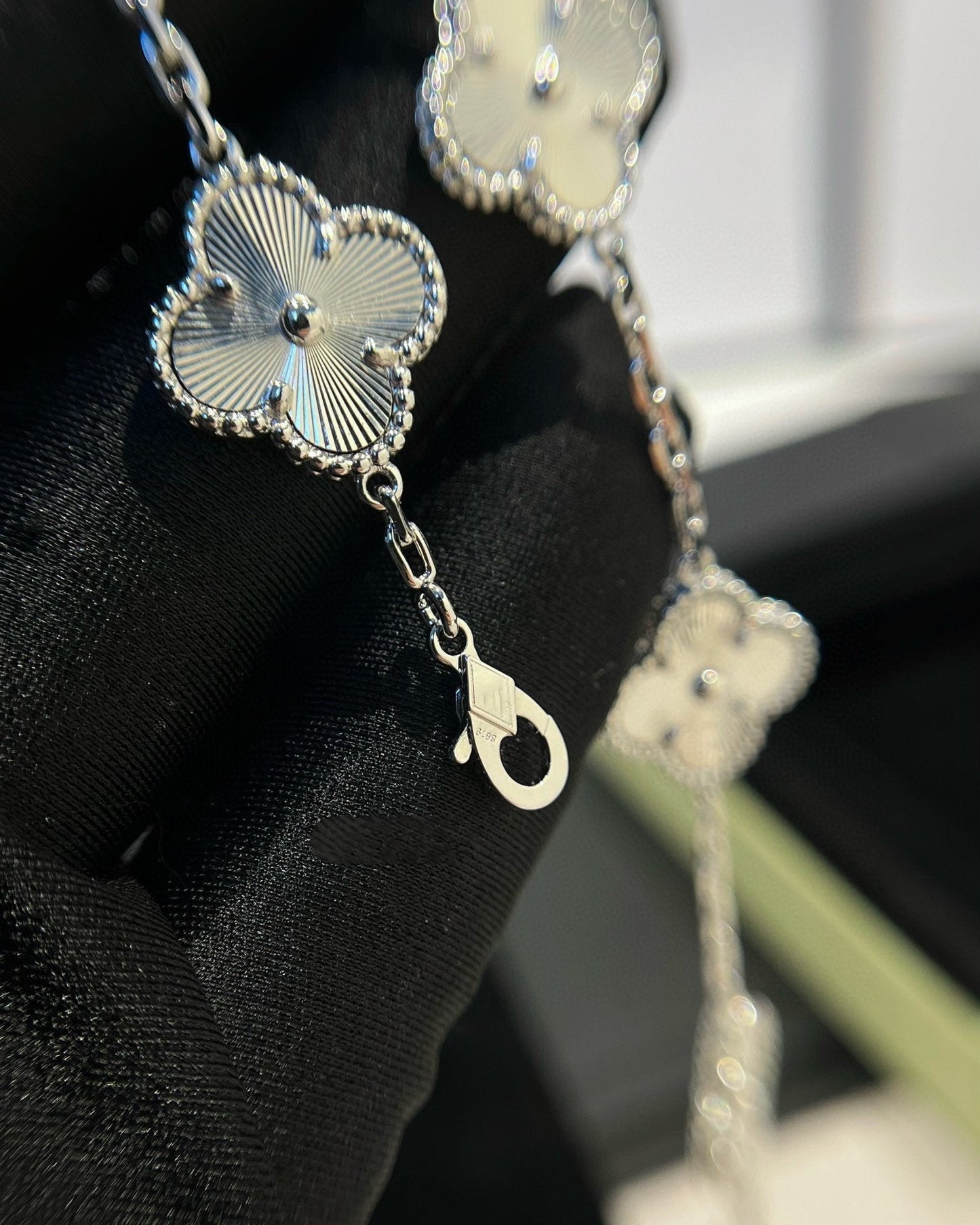 [✨ROSE💎] CLOVER 5 MOTIF LASER BRACELET COLLECTION